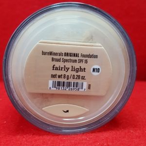 Original loose powder foundation in Fairly light